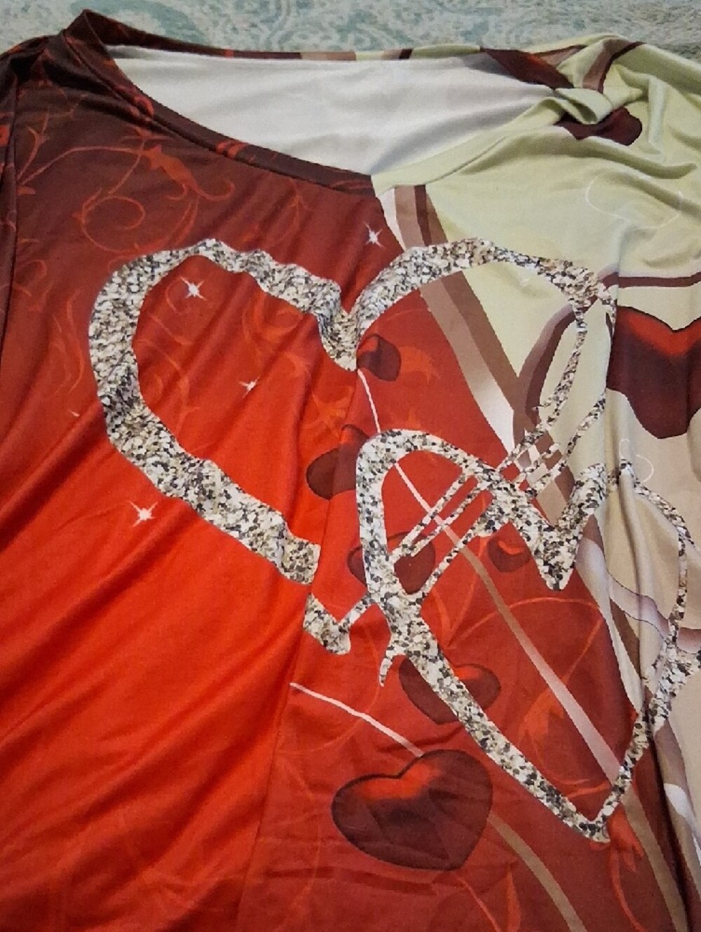Women's Red Heart-Print Tunic Top - Picture 2 of 5